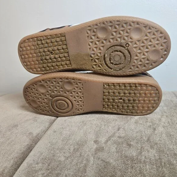 Dolce Vita Leopard Print Sneakers with Black and White Accents - Picture 7 of 9